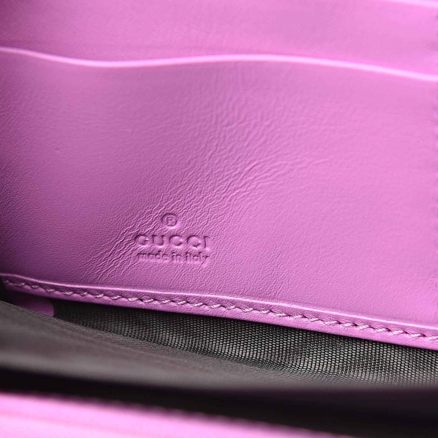 Calfskin Matelasse GG Marmont Zip Around Wallet Candy Mousse