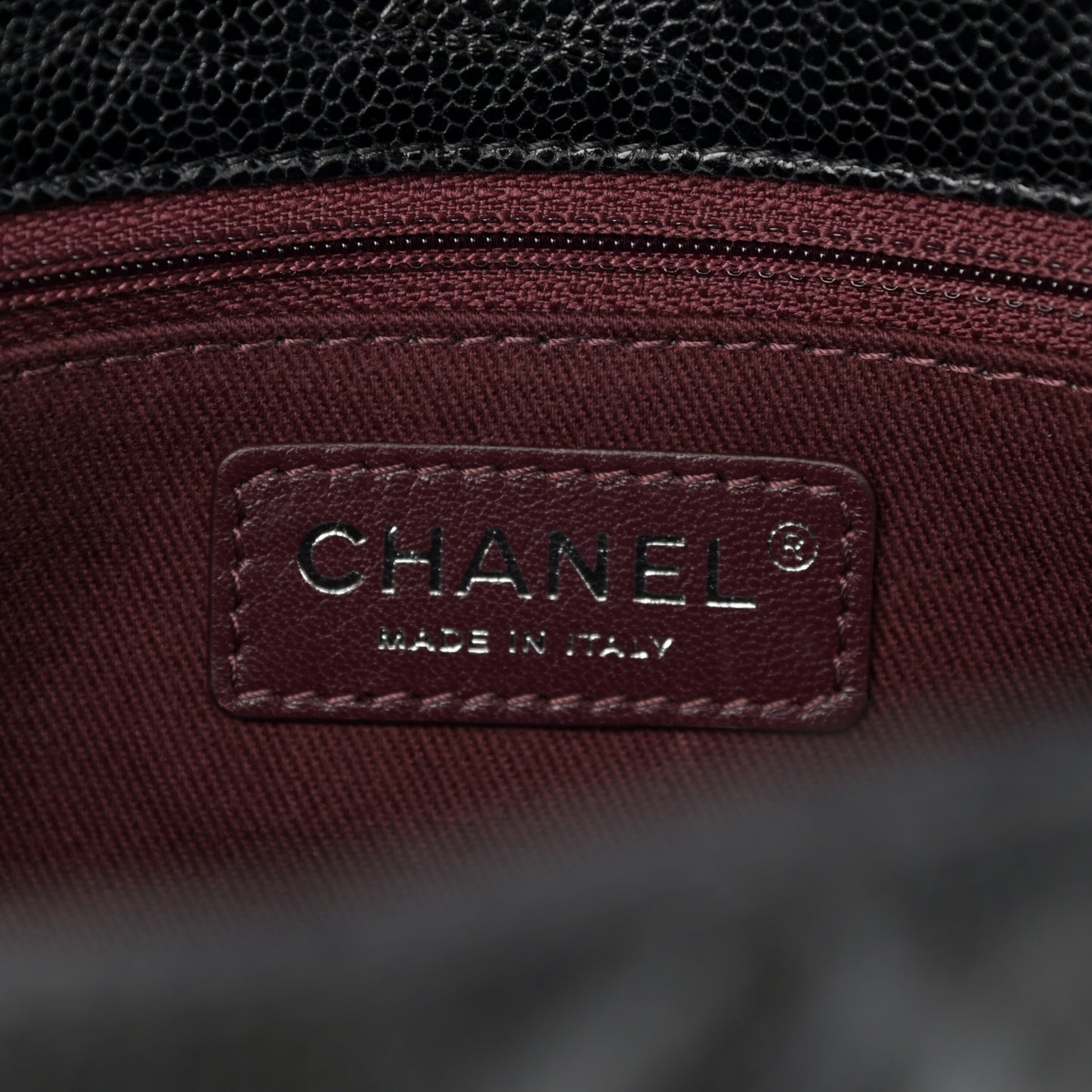 Crumpled Grained Calfskin Jumbo CC Crave Flap Black