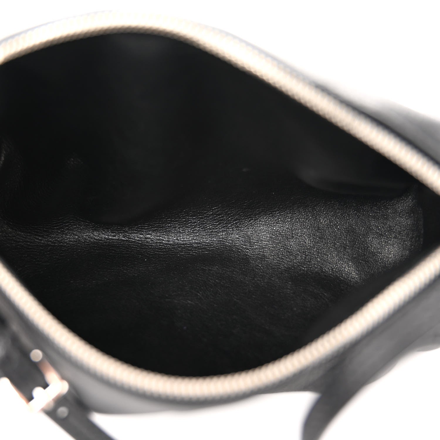 The Row Grained Calfskin 90's Bag Black 5 of 9