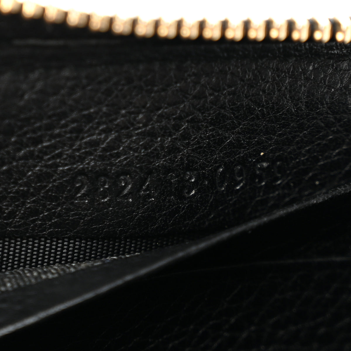 Gucci Pebbled Calfskin Soho Zip Around Wallet Black 7 of 8