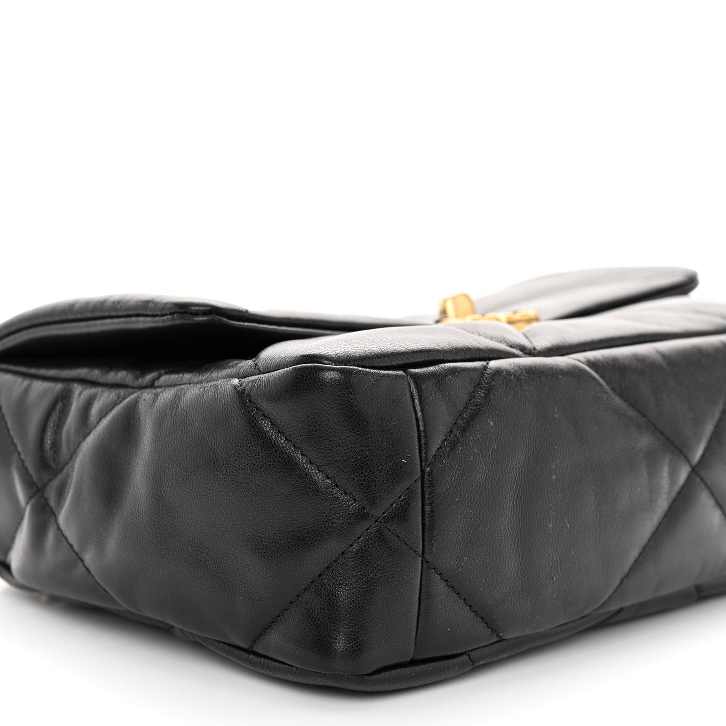 Shiny Goatskin Quilted Medium Chanel 19 Flap Black