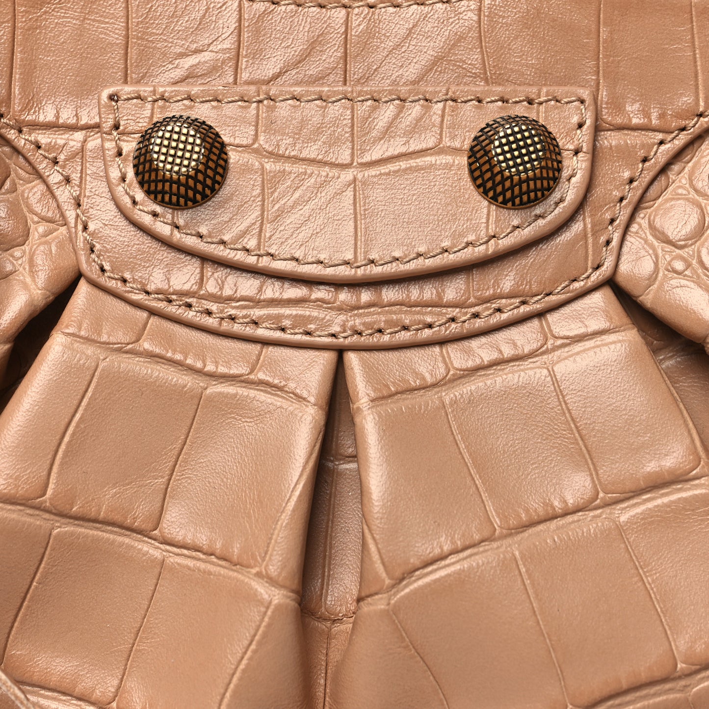 Extra Supple Calfskin Crocodile Embossed Le Cagole Shoulder Bag XS Nude Beige