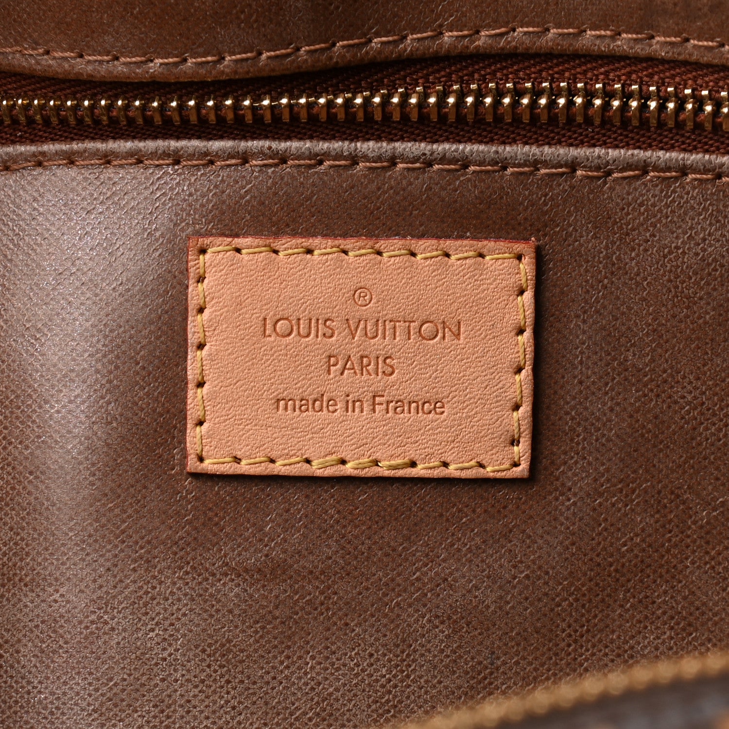 Louis Vuitton Monogram Toiletry Bag 25 6 of 12