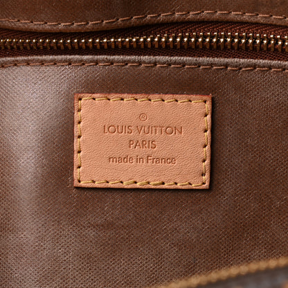 Louis Vuitton Monogram Toiletry Bag 25 6 of 12