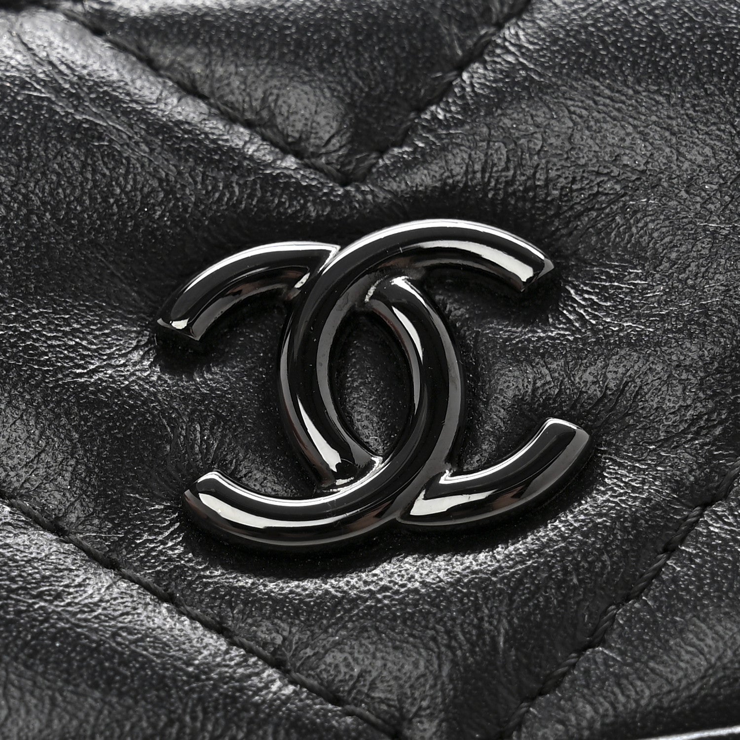 Chanel Aged Calfskin Chevron Quilted Gabrielle Card Holder So Black 10 of 12