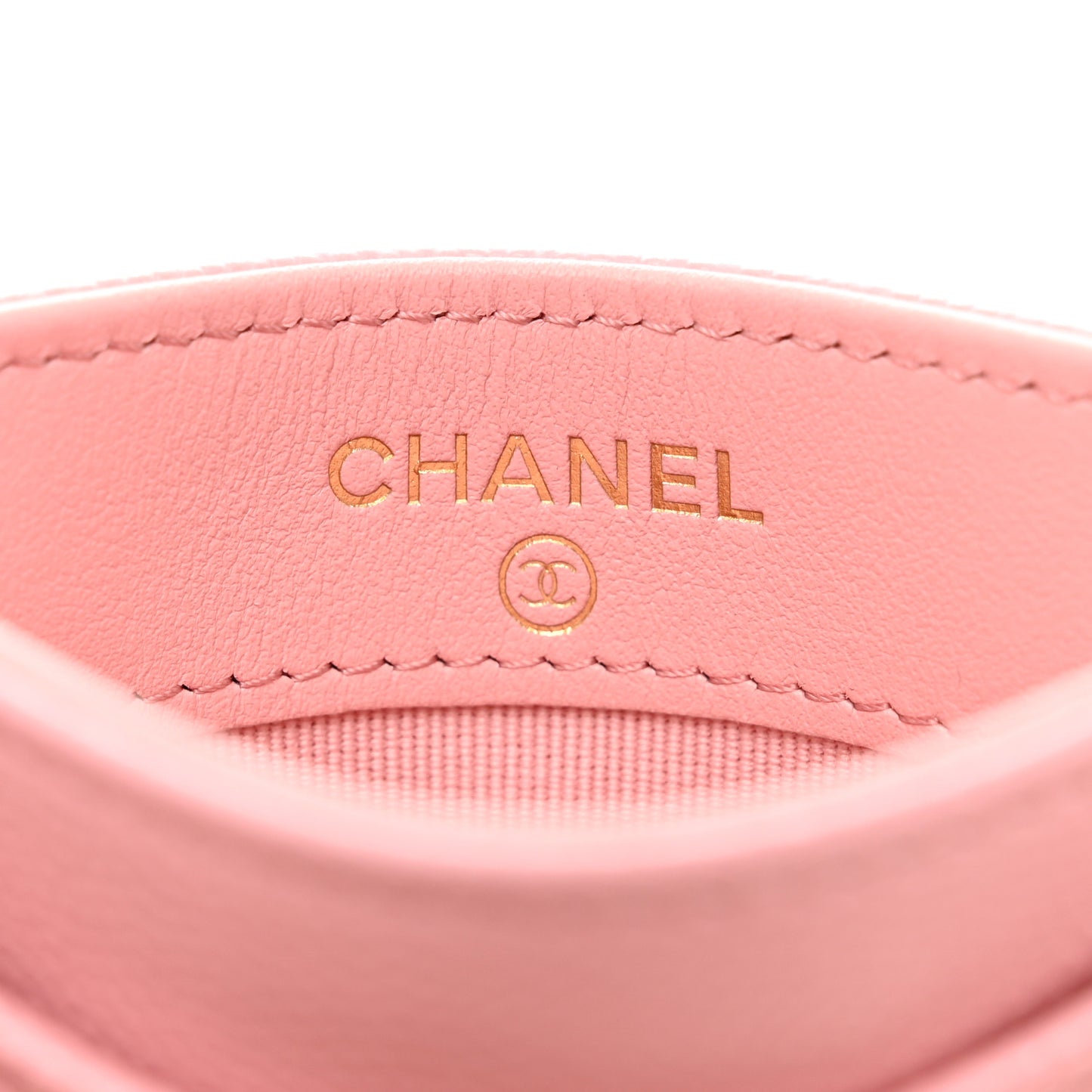 Caviar Quilted Card Holder Pink