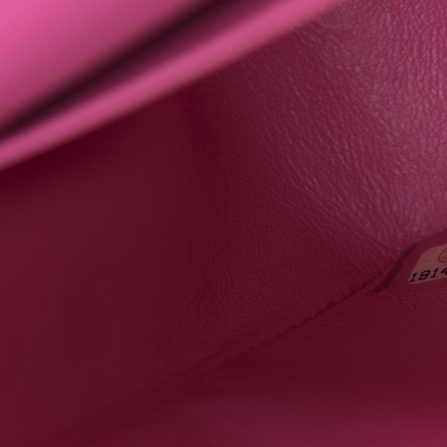 Iridescent Caviar Quilted Medium Double Flap Pink