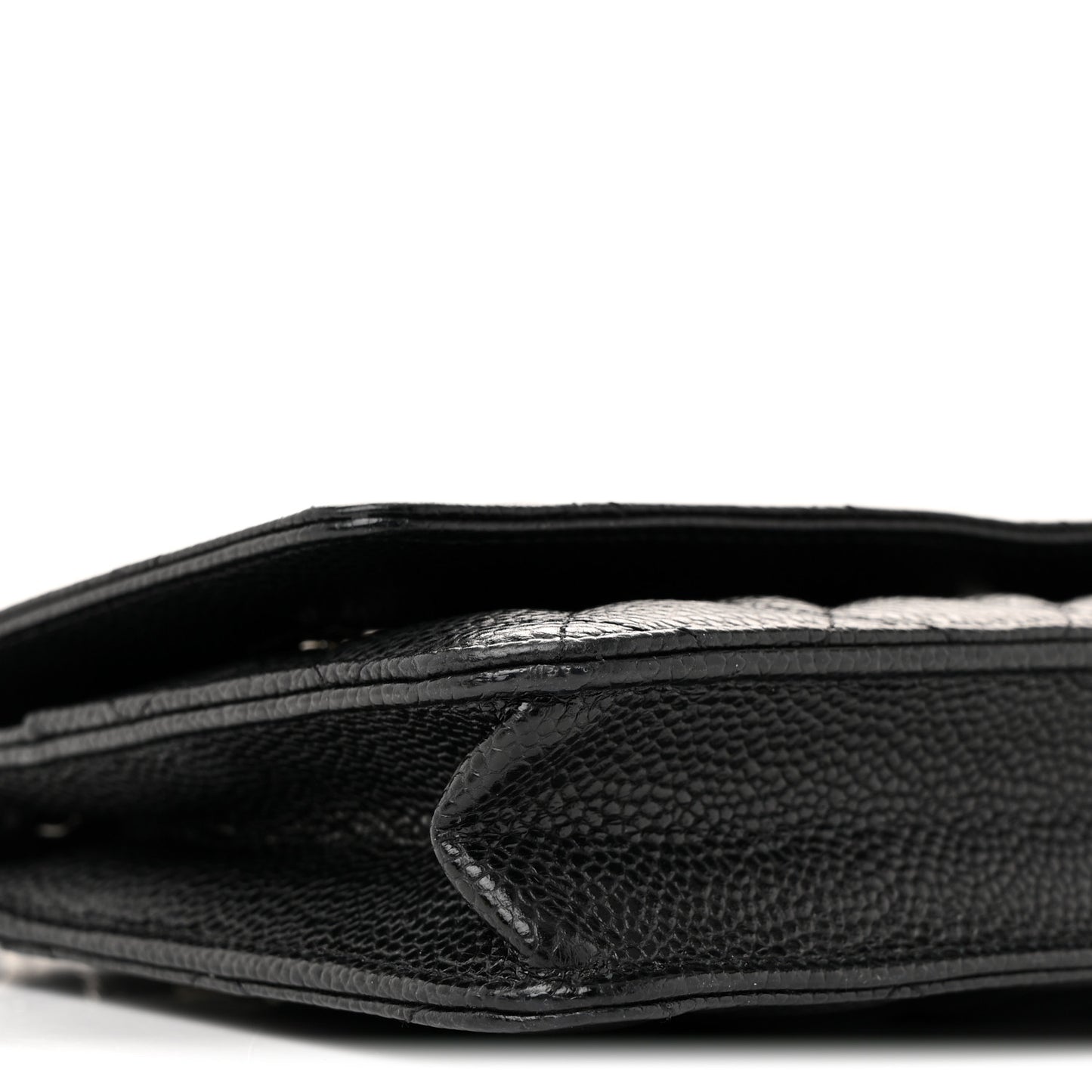 Caviar Quilted Wallet on Chain WOC Black