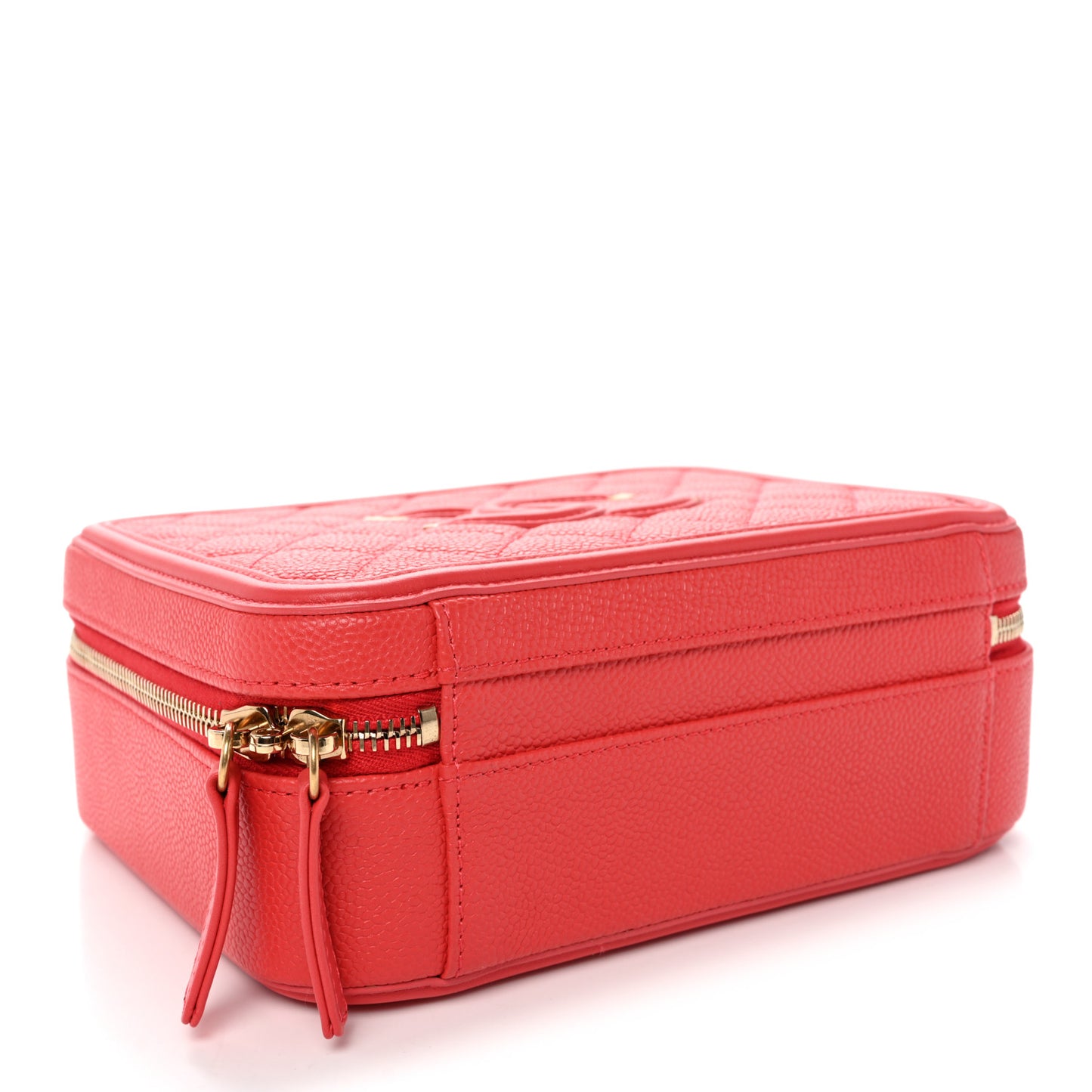 Caviar Quilted Medium CC Filigree Vanity Case Red
