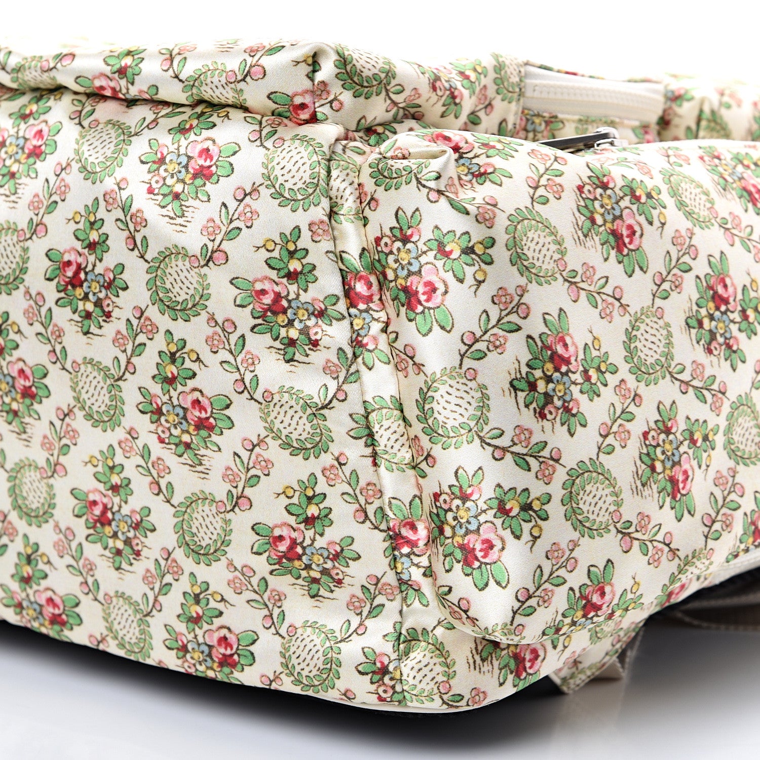Gucci X MLB Satin Floral Print NY Yankees Patch Backpack Ivory Green 10 of 10