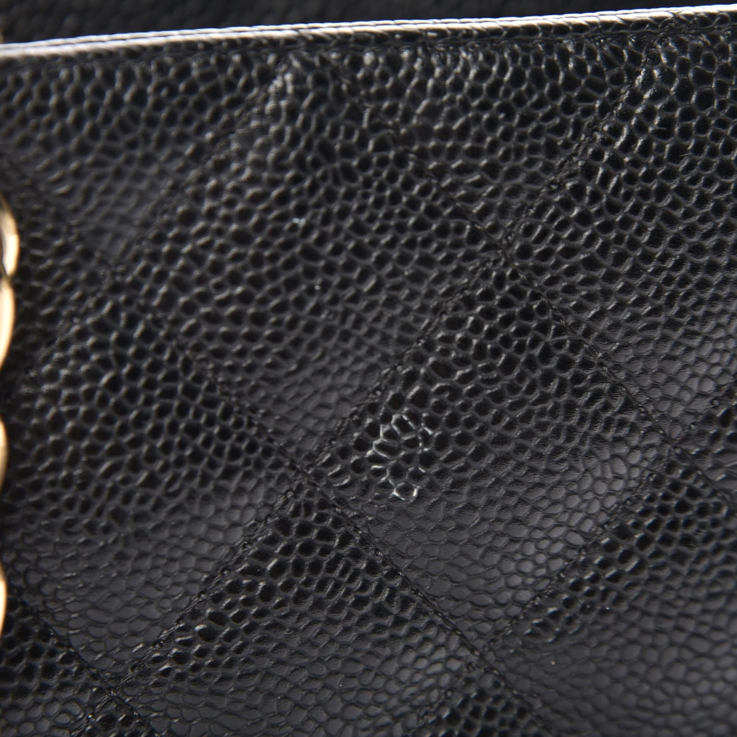 Caviar Quilted Petit Shopping Tote PST Black