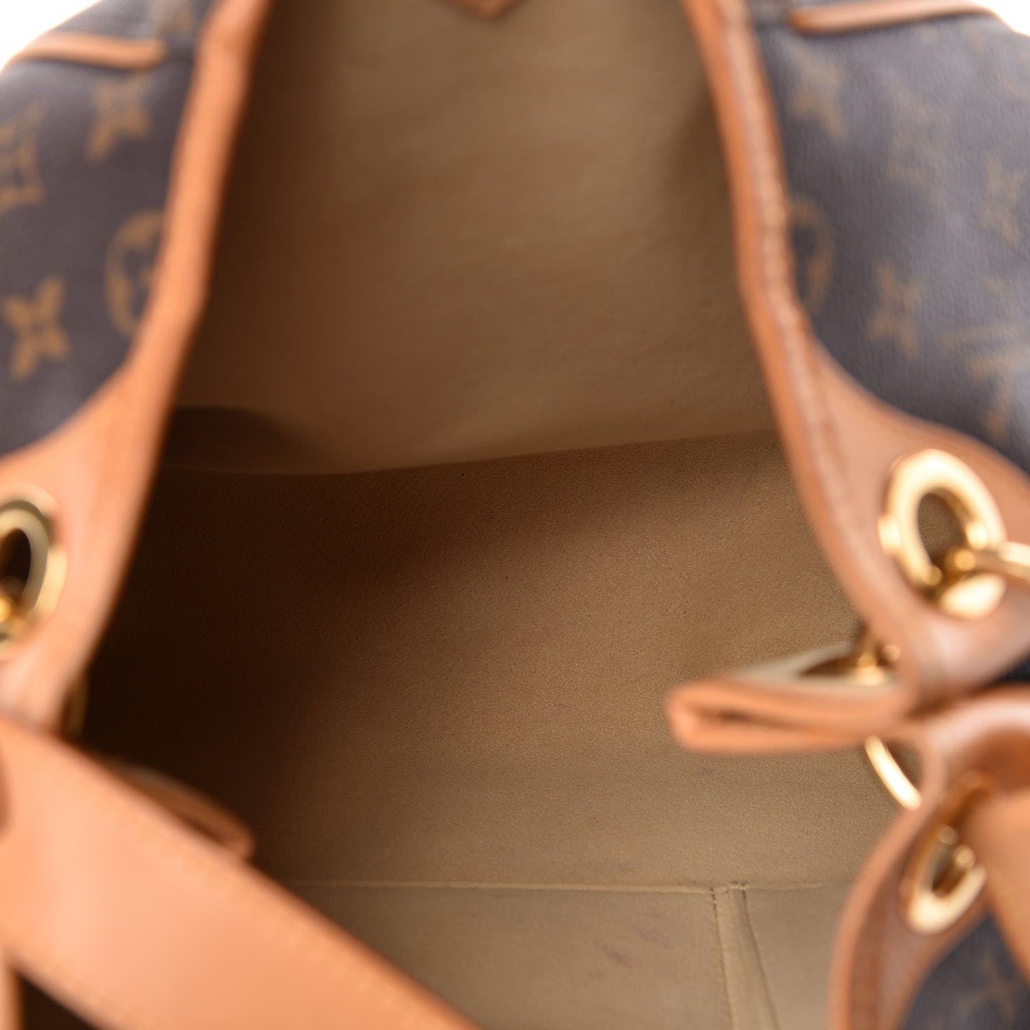 Louis Vuitton Monogram Galliera PM 5 of 17