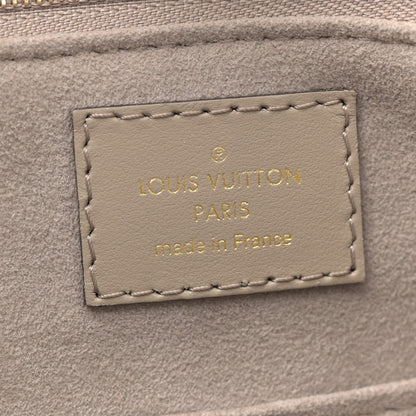 Louis Vuitton Empreinte Monogram Giant Onthego MM Tourterelle 6 of 10