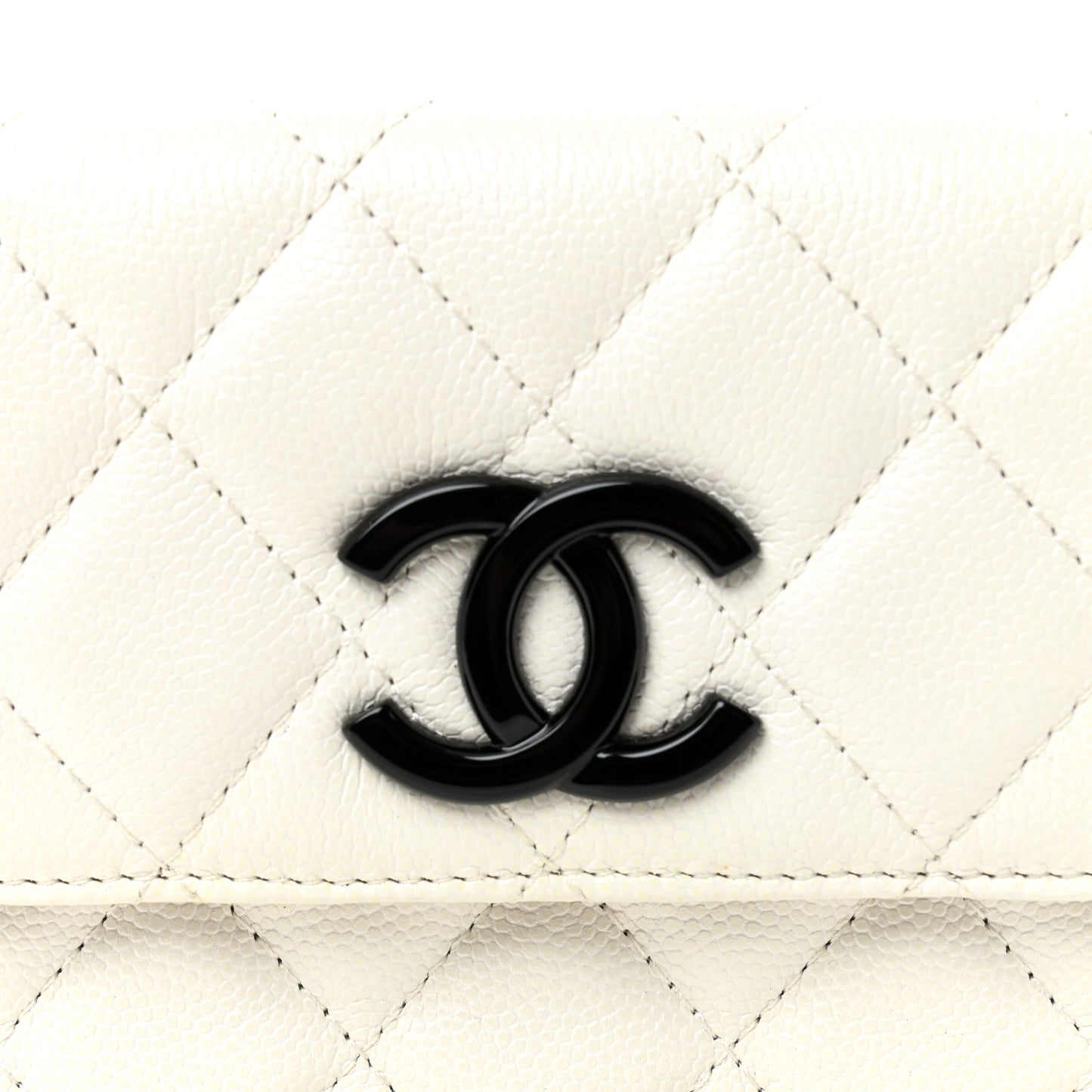 Caviar Quilted My Everything Belt Flap Card Holder White