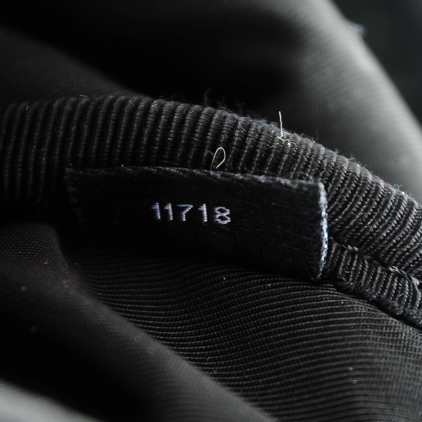 Pebbled Lambskin Rockie Black Iridescent Hardware