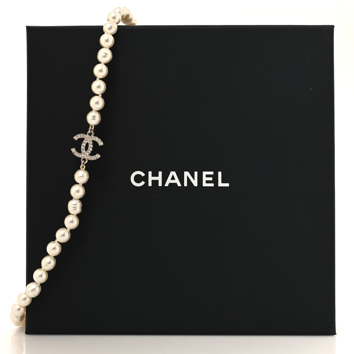 Chanel Pearl Crystal CC Short Necklace Gold White 5 of 5