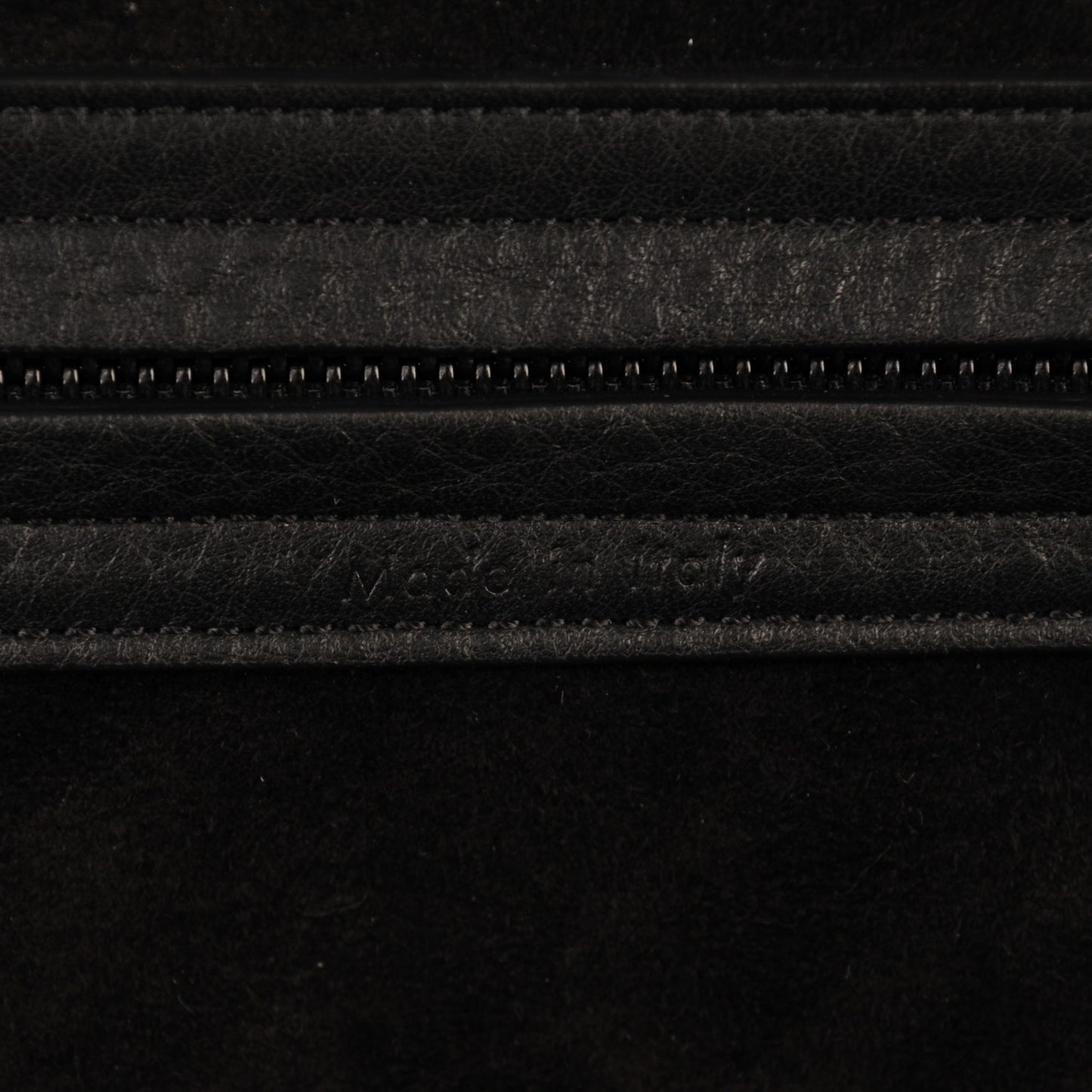 Supple Calfskin Medium Phantom Luggage Black