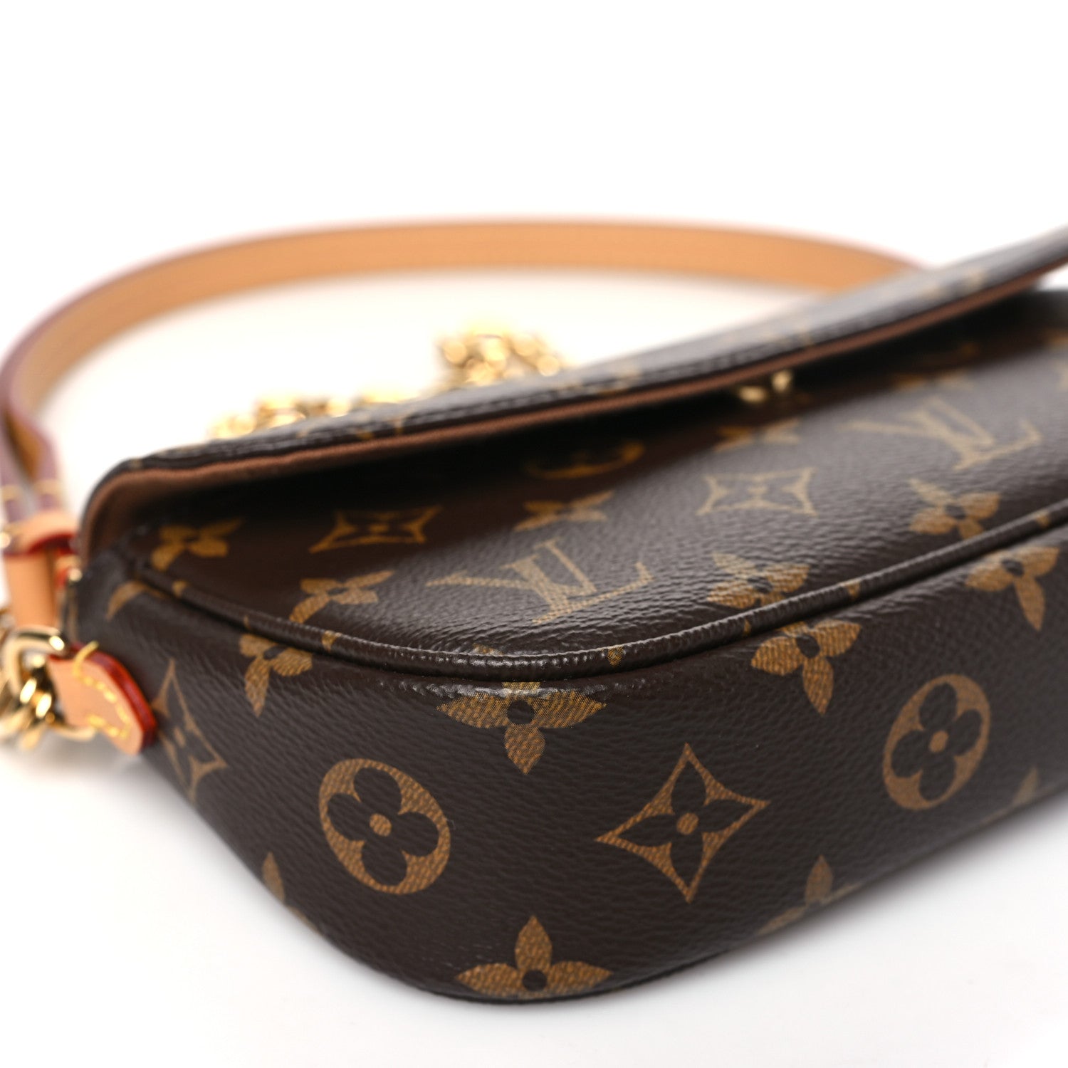 Louis Vuitton Monogram Ivy Wallet On Chain 8 of 9