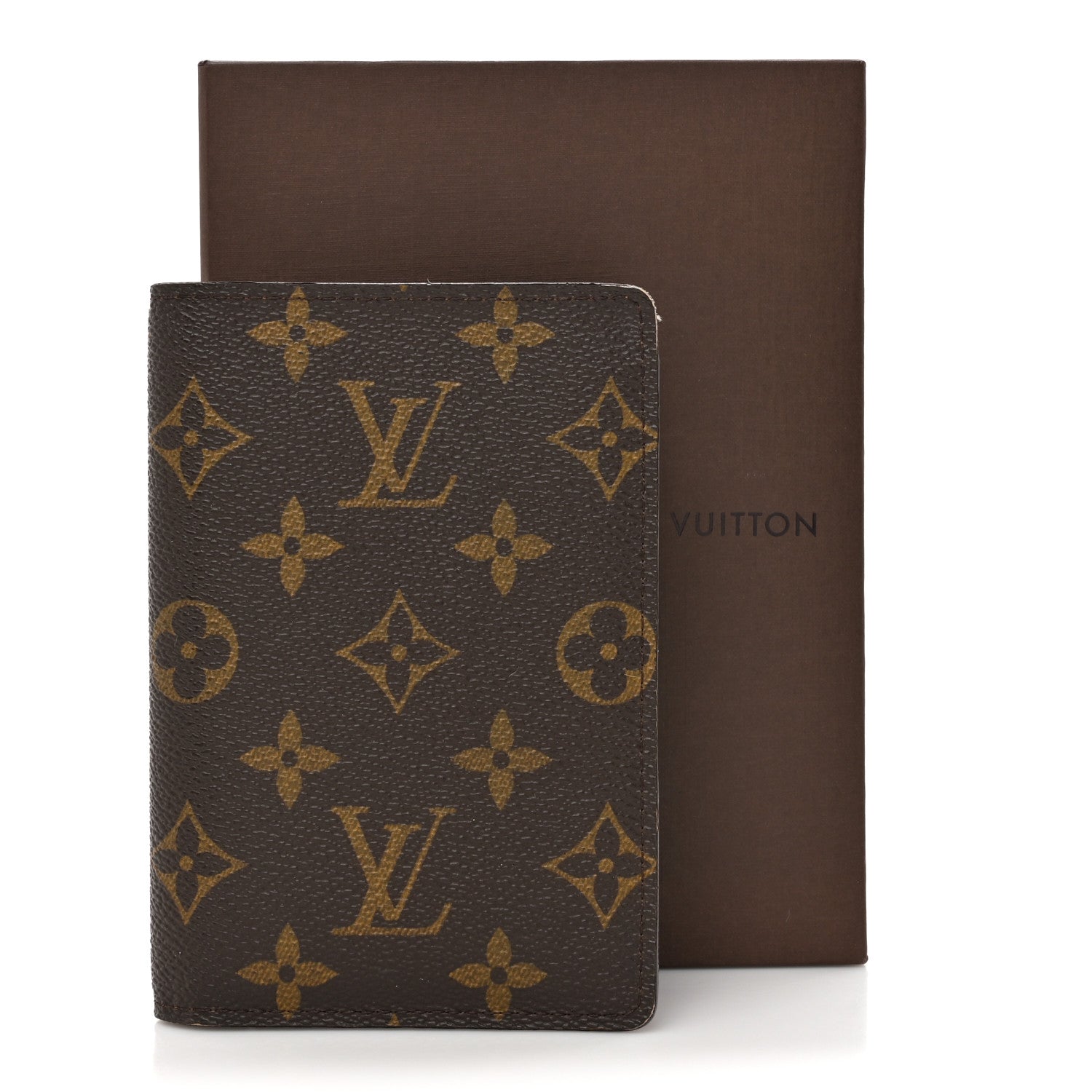 Louis Vuitton Monogram Passport Cover 10 of 10
