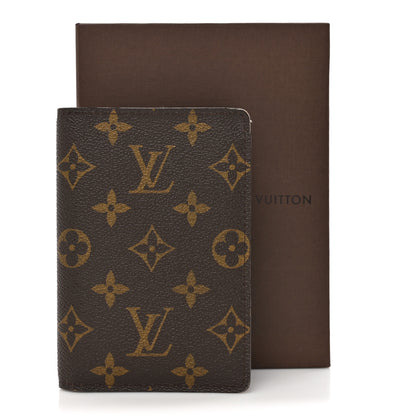 Louis Vuitton Monogram Passport Cover 10 of 10