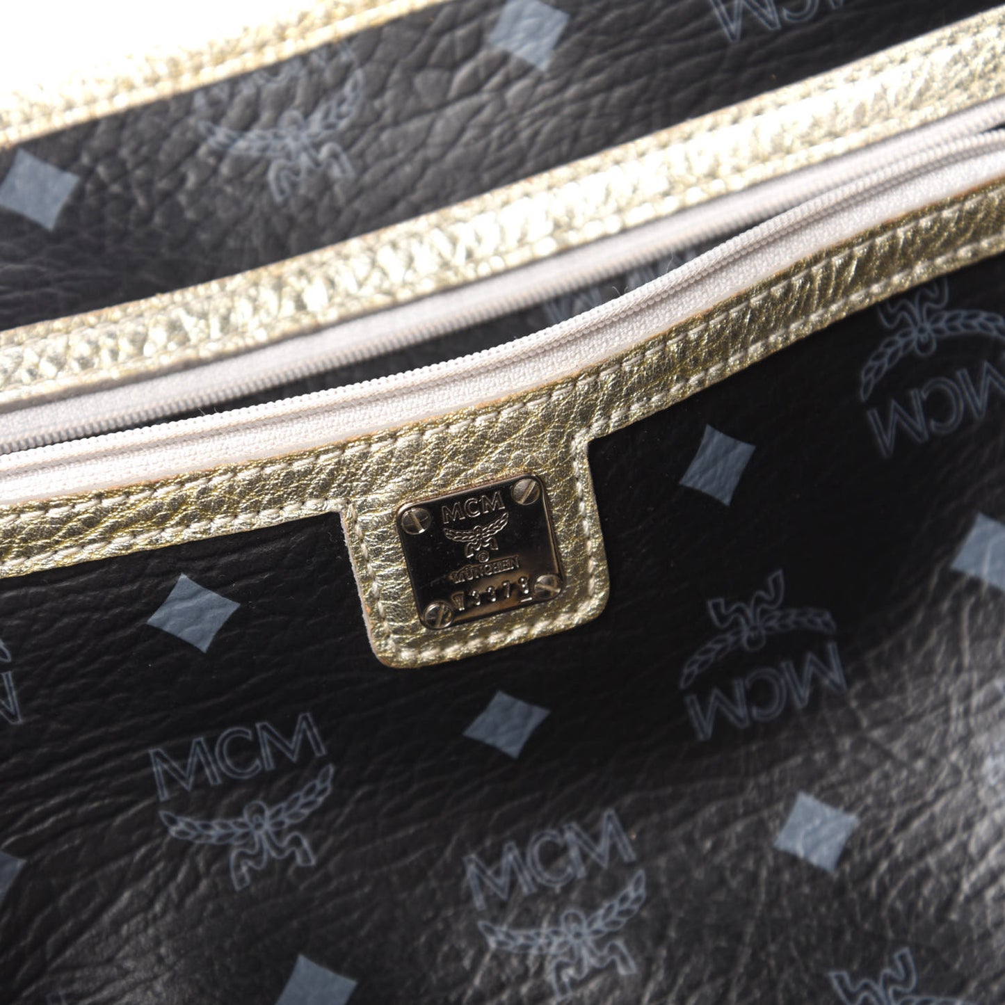 Visetos Striped Munich Lion Tote Black