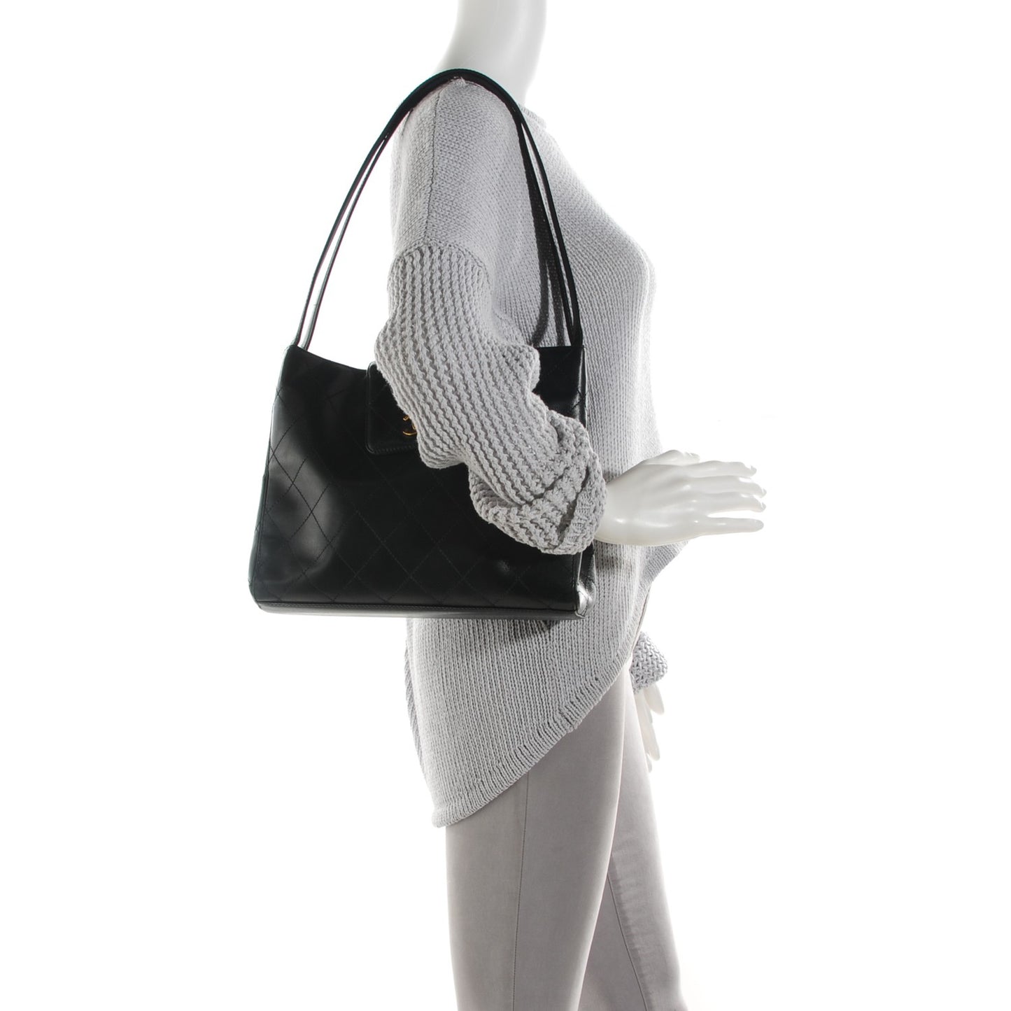 Lambskin Diamond Stitch Shoulder Bag Black