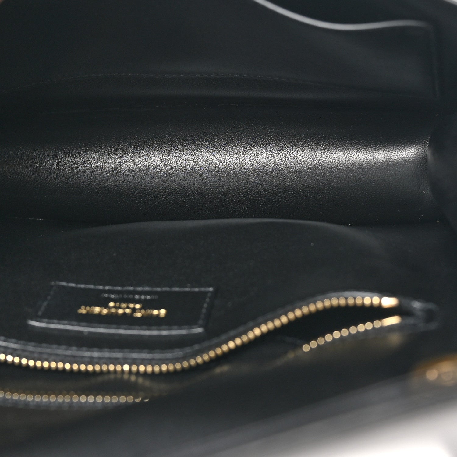 Saint Laurent Smooth Calfskin Carre Satchel Black 5 of 12