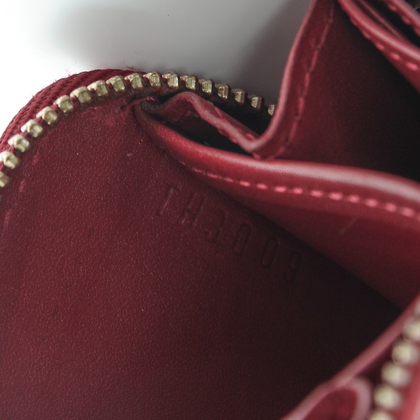 Vernis Zippy Coin Purse Magenta