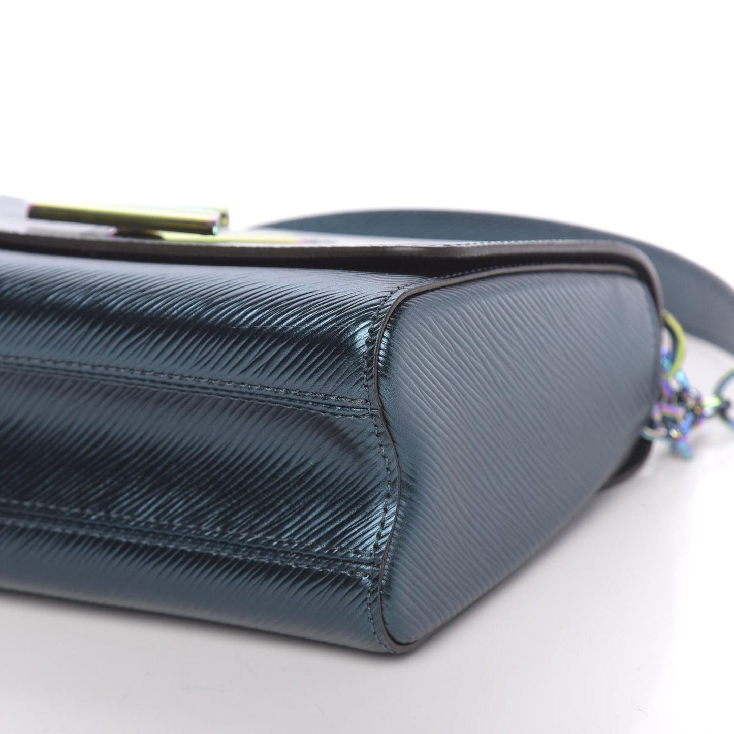 Epi Twist Scarabeo Shoulder Bag MM Blue Boreale