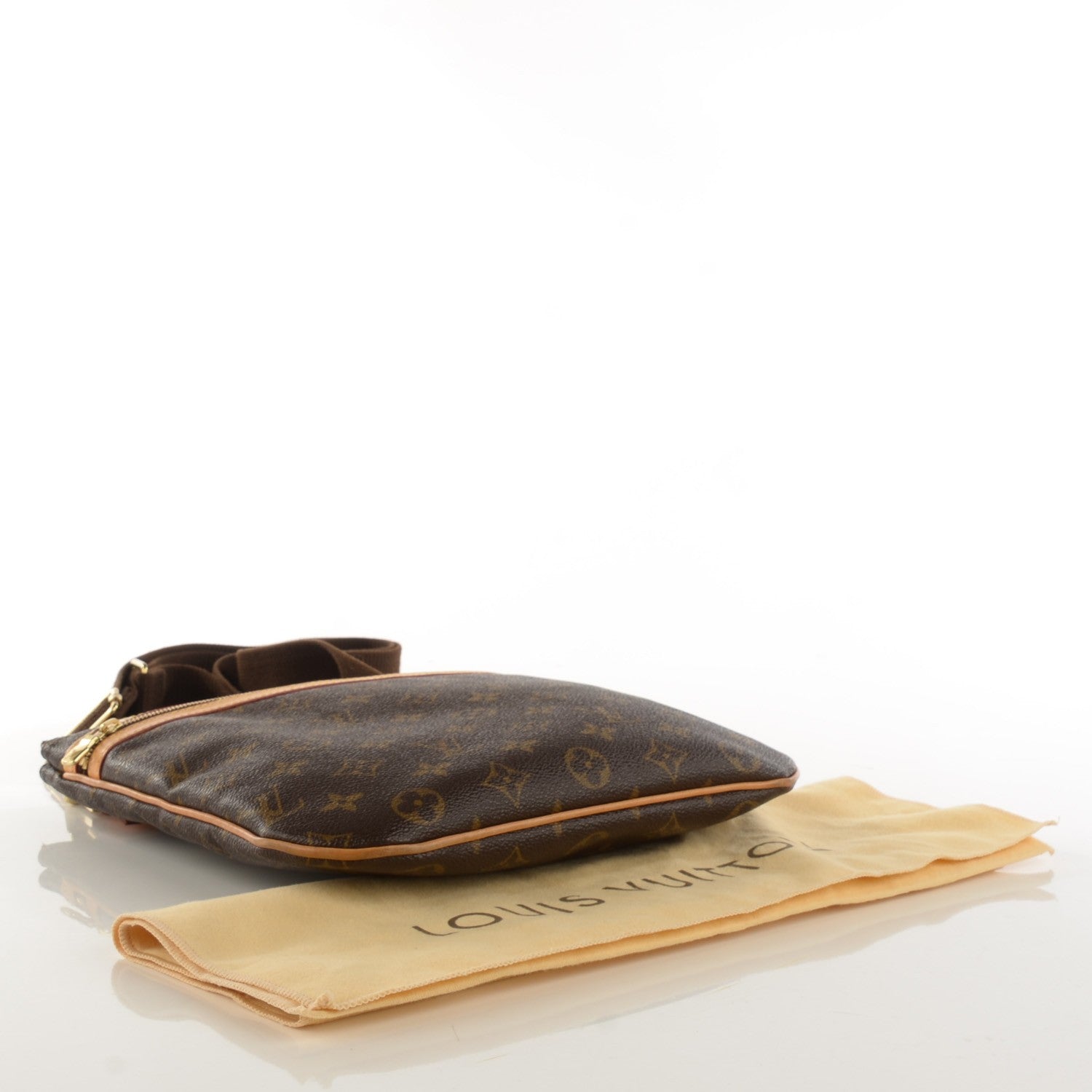 Louis Vuitton Monogram Bosphore Pochette 4 of 7