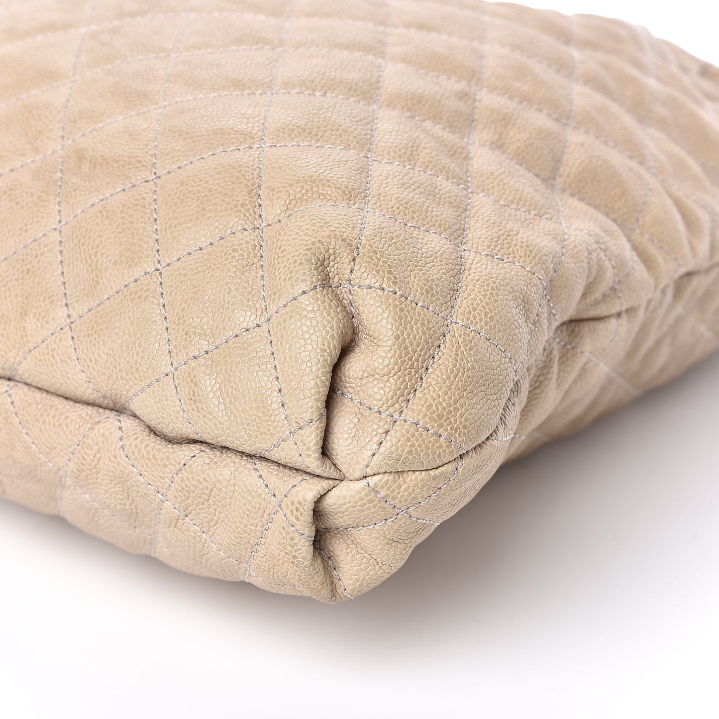 Distressed Glazed Caviar Quilted Large Elastic Tote Beige