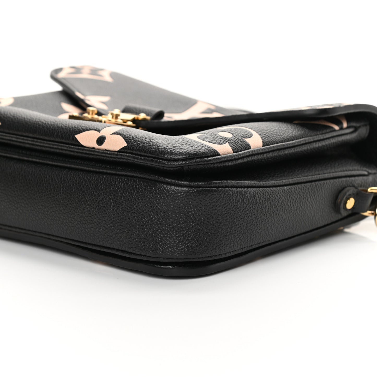 Empreinte Monogram Giant Pochette Metis Black Beige
