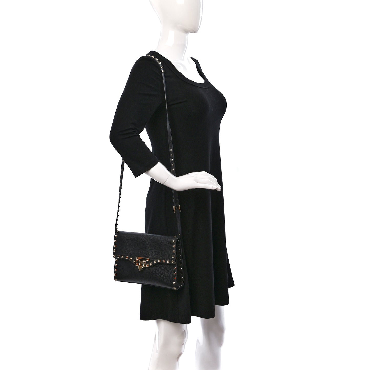 Pebbled Calfskin Medium Rockstud Flip Lock Crossbody Bag Black