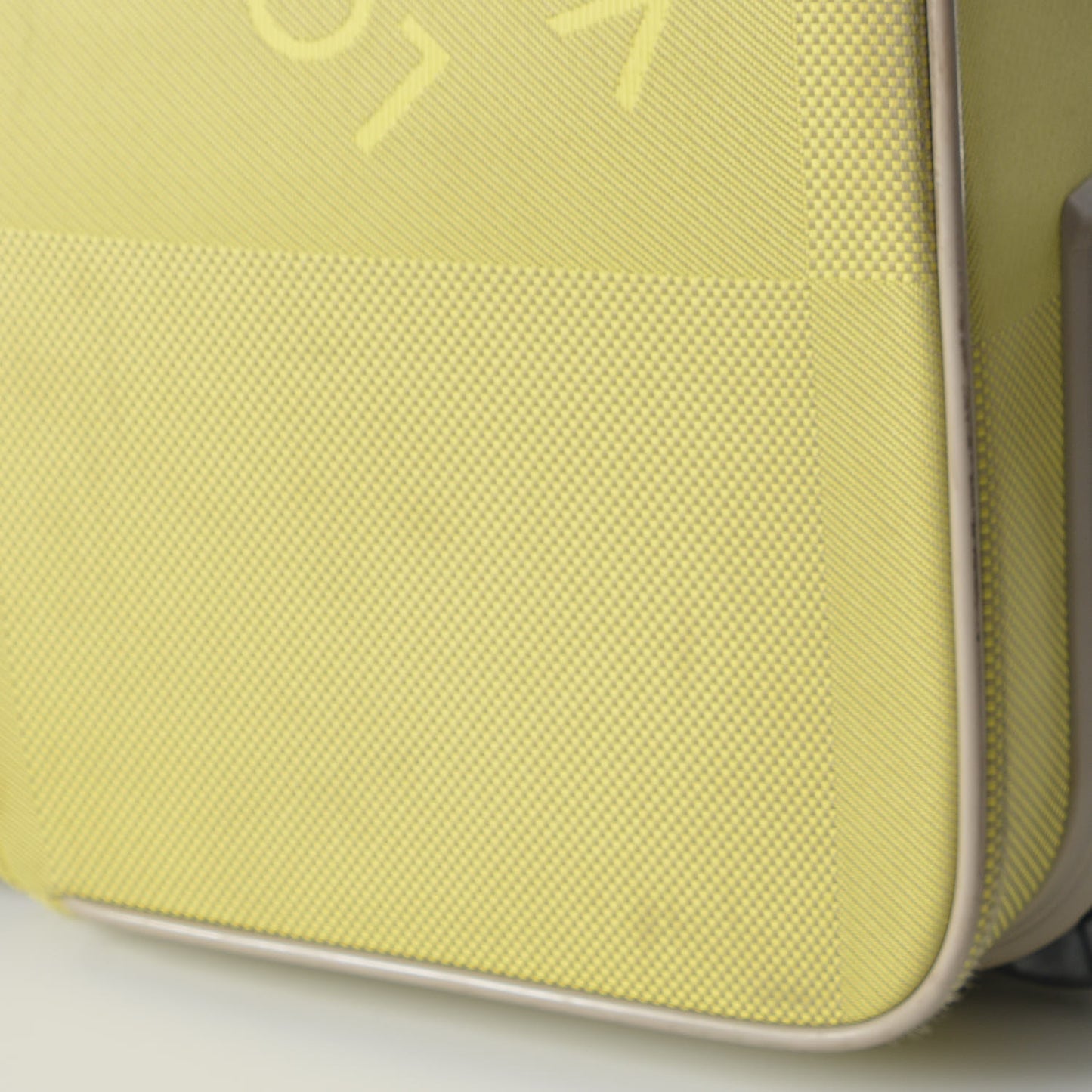 Damier Geant Americas Cup Luggage Yellow