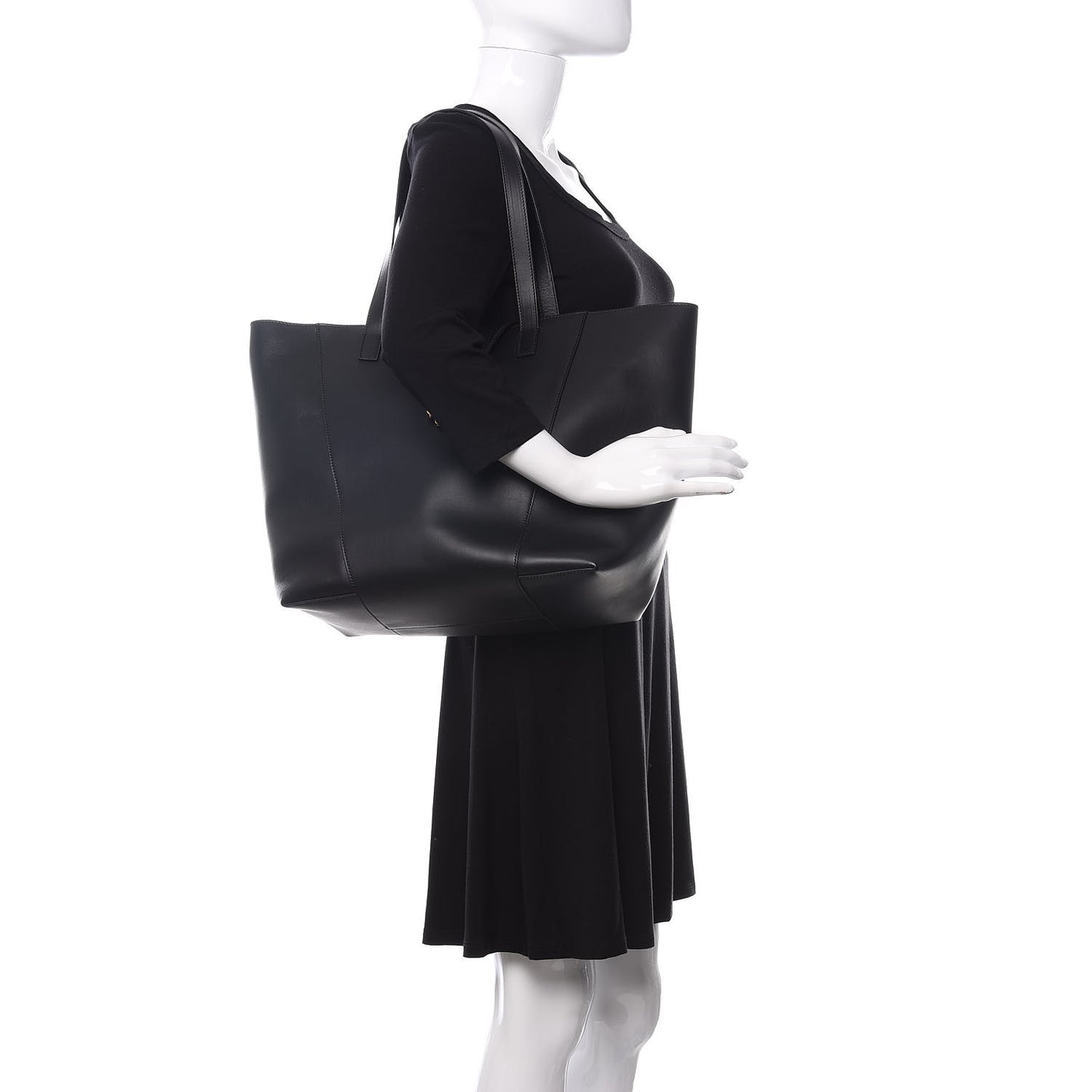Vitello Virtus Tote Black