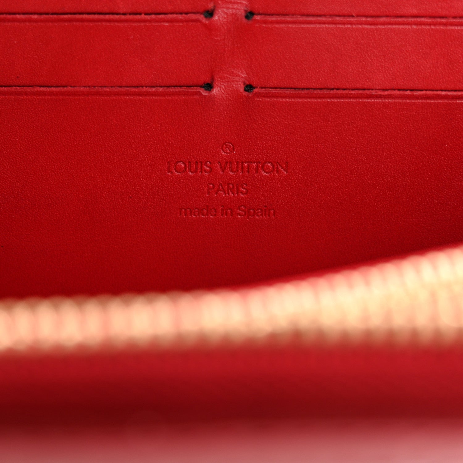 Louis Vuitton Vernis Zippy Wallet Pomme Pomme D'Amour 6 of 10