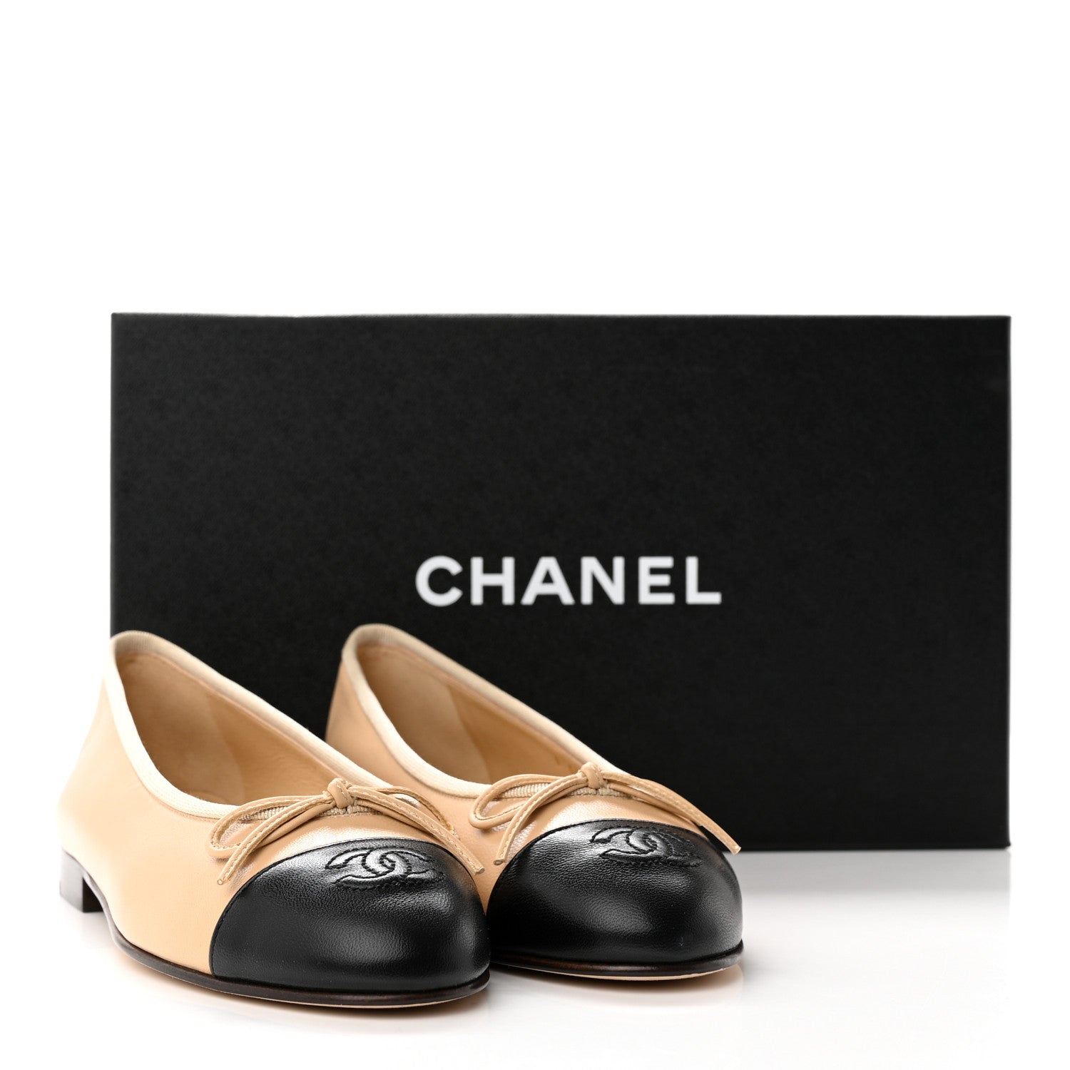 Chanel Lambskin Cap Toe CC Ballerina Flats 36.5 Beige Black 13 of 13