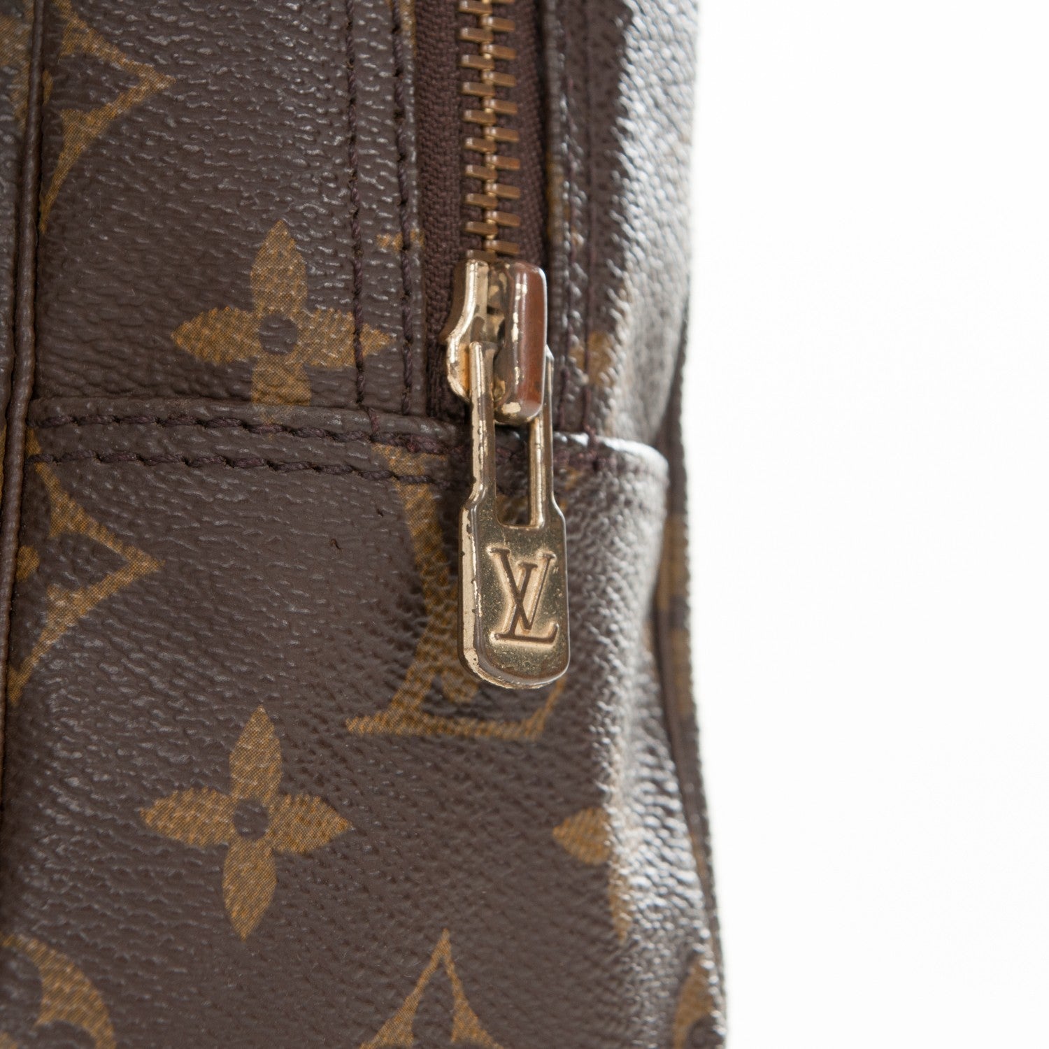 Louis Vuitton Monogram Trousse Toilette 28 9 of 9