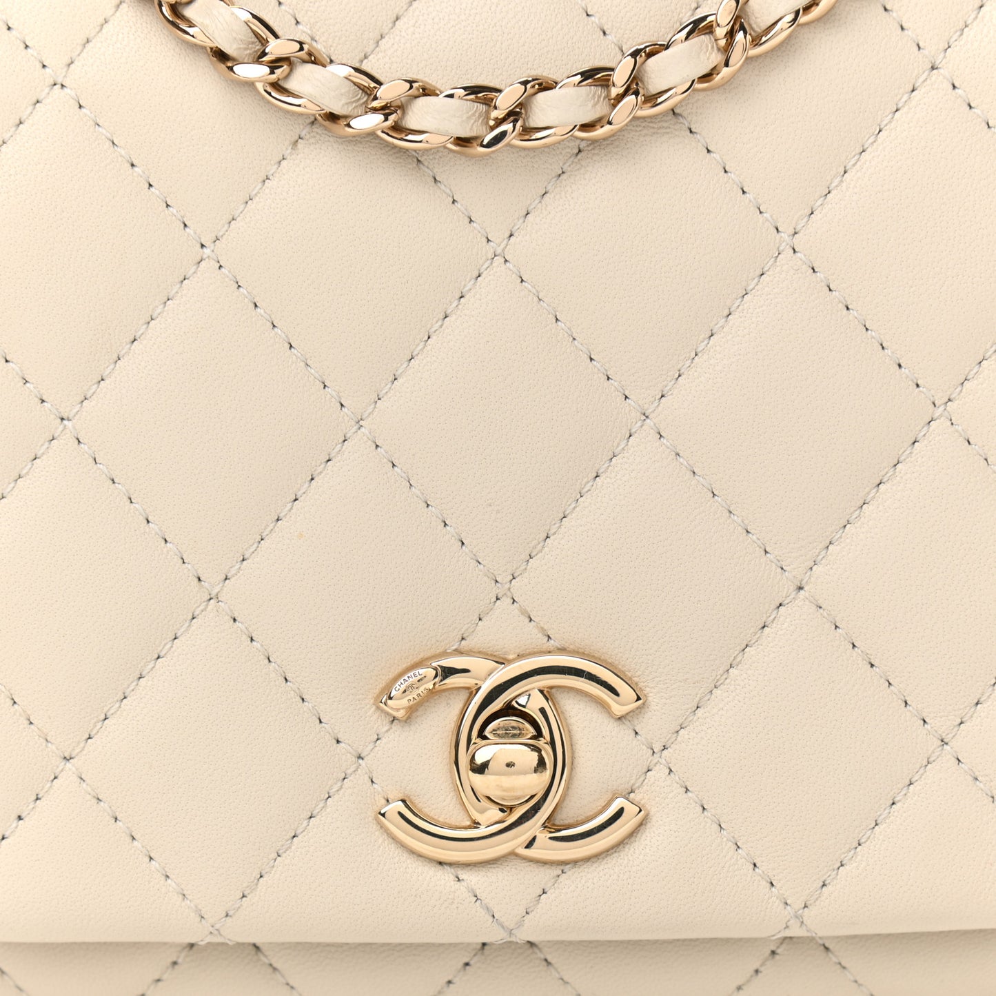 Lambskin Quilted Mini Citizen Chic Flap Ivory