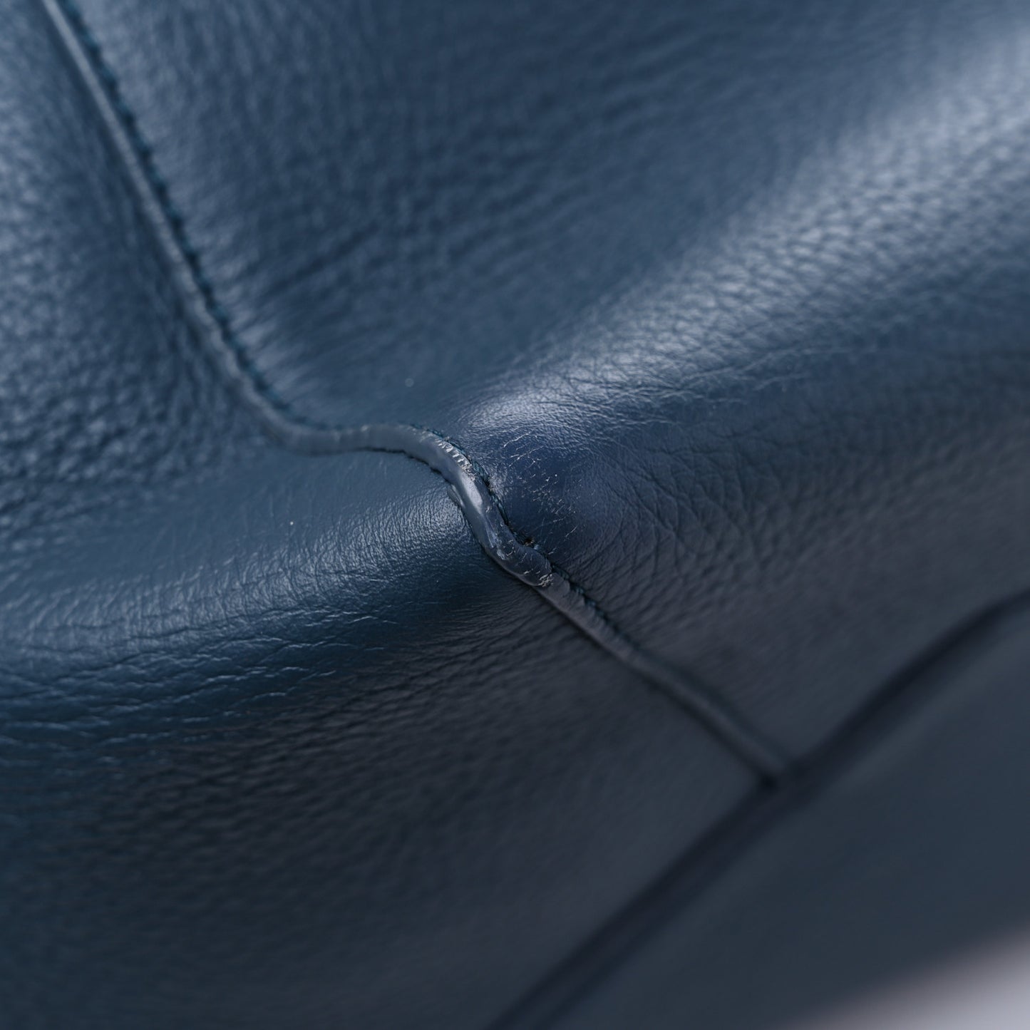 Grained Calfskin Small Horizontal Cabas Phantom Slate