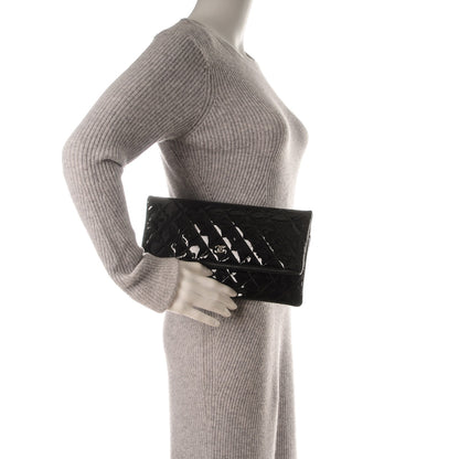 Chanel Patent Calfskin Quilted Beauty CC Clutch Black 2 of 7