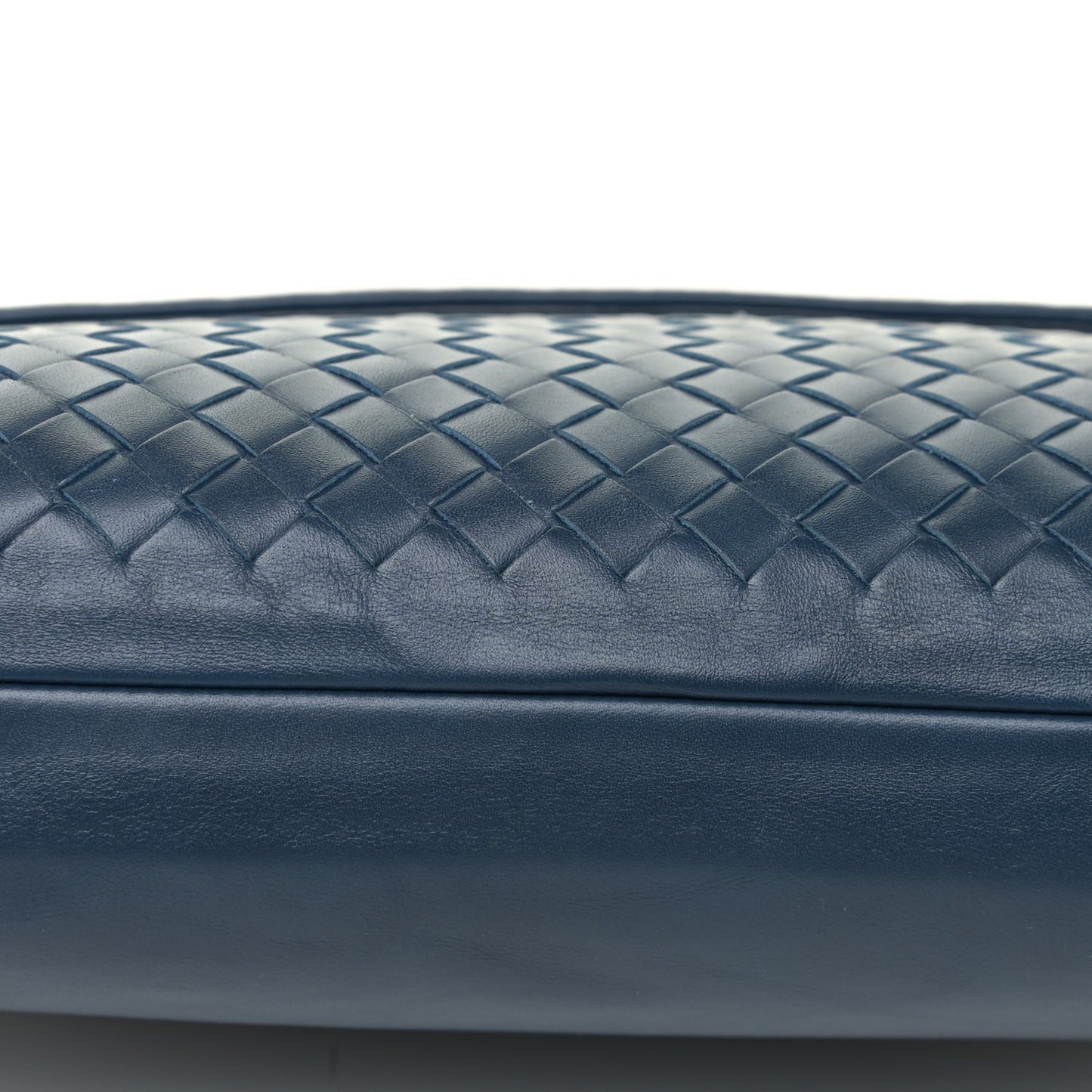 Nappa Intrecciato Flap Clutch Blue