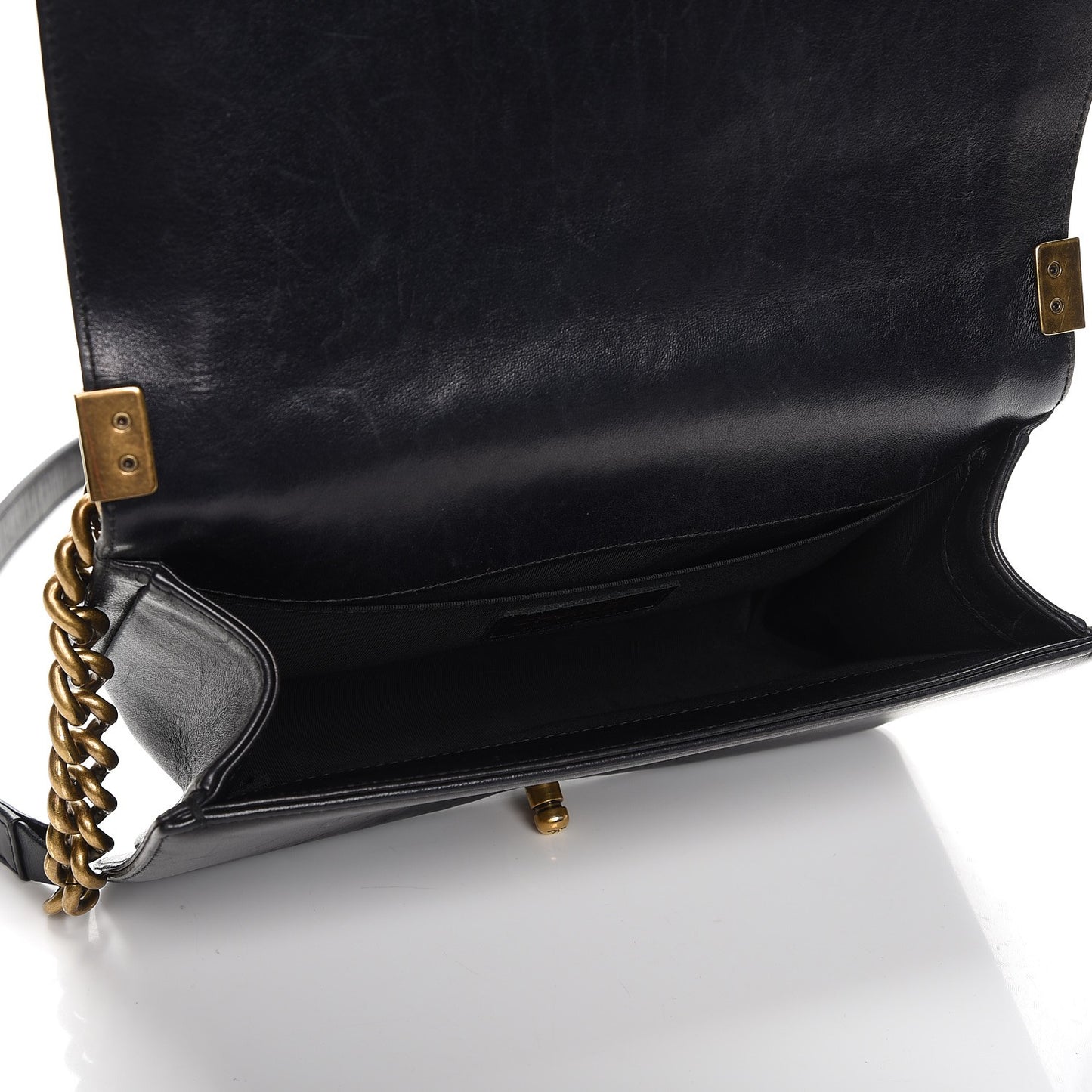 Lambskin Quilted Medium Boy Flap Pearly Black