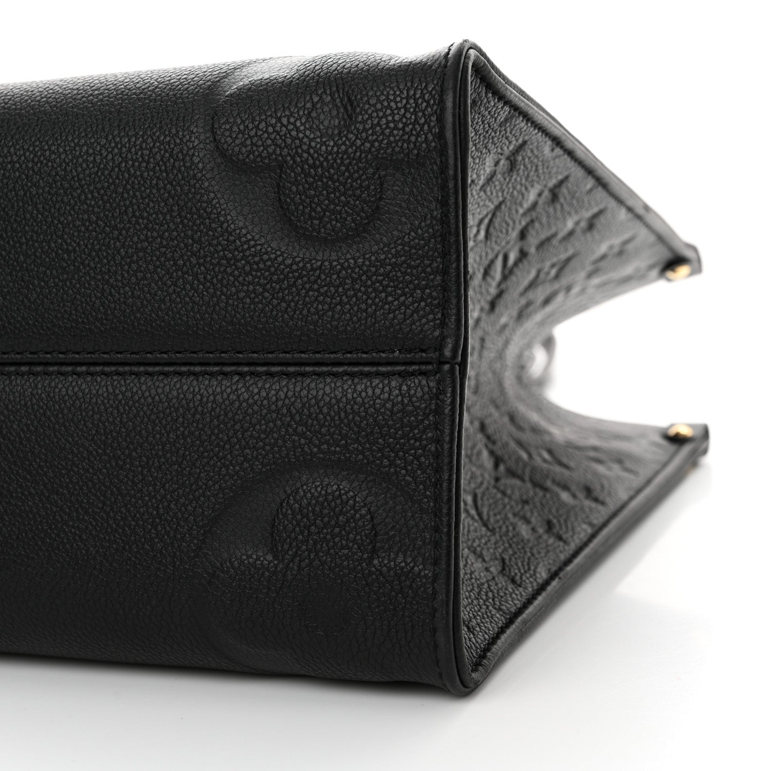 Louis Vuitton Empreinte Monogram Giant OnTheGo MM Black 9 of 13