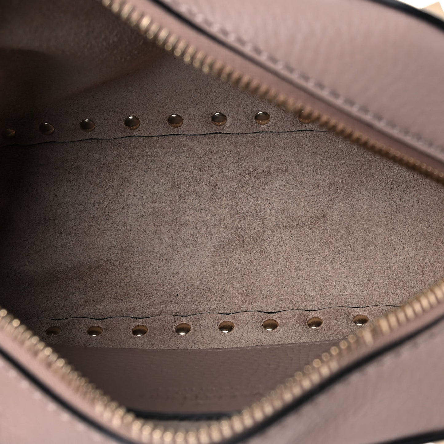 Calfskin Rockstud Camera Crossbody Bag Poudre
