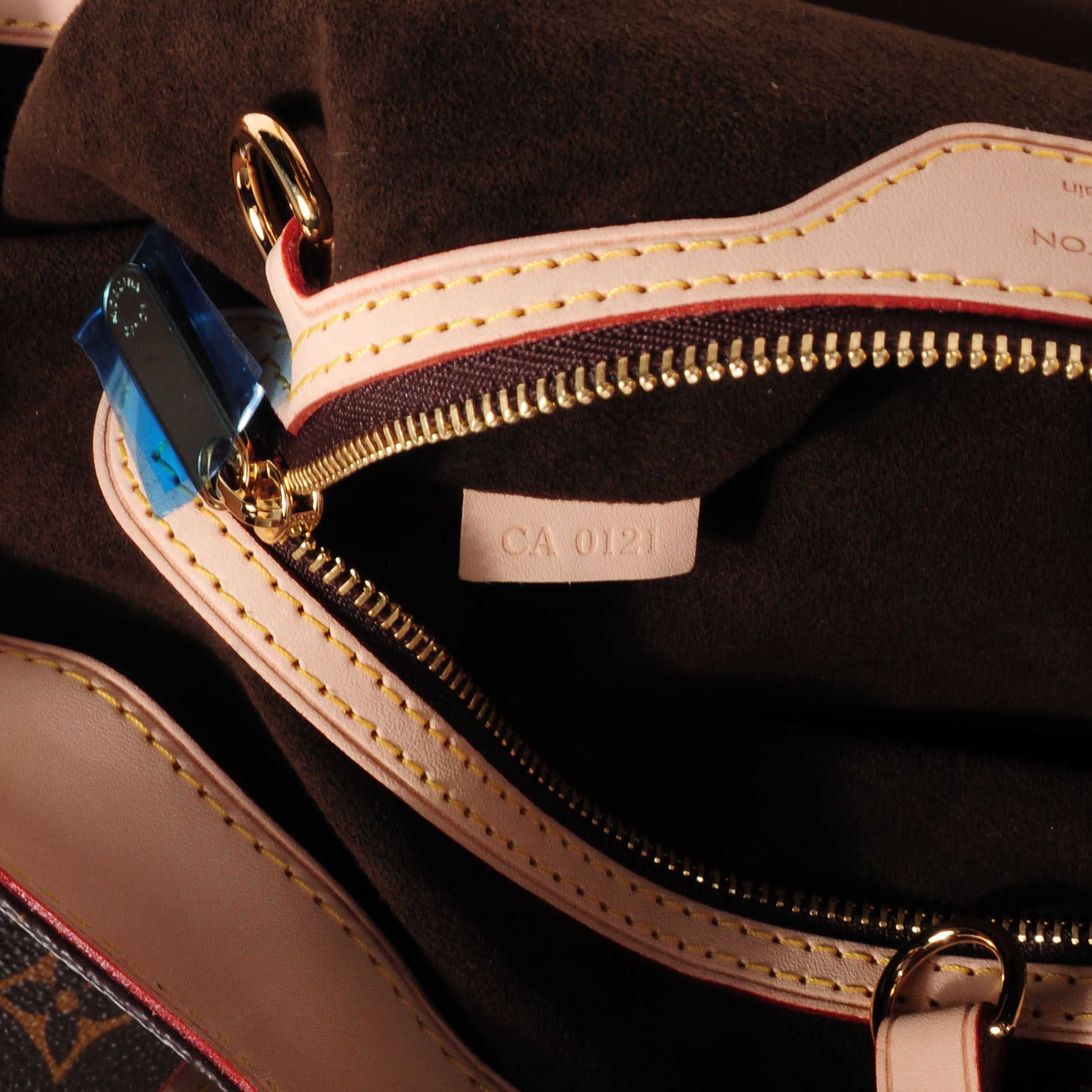 Louis Vuitton Monogram Wilshire MM 7 of 7