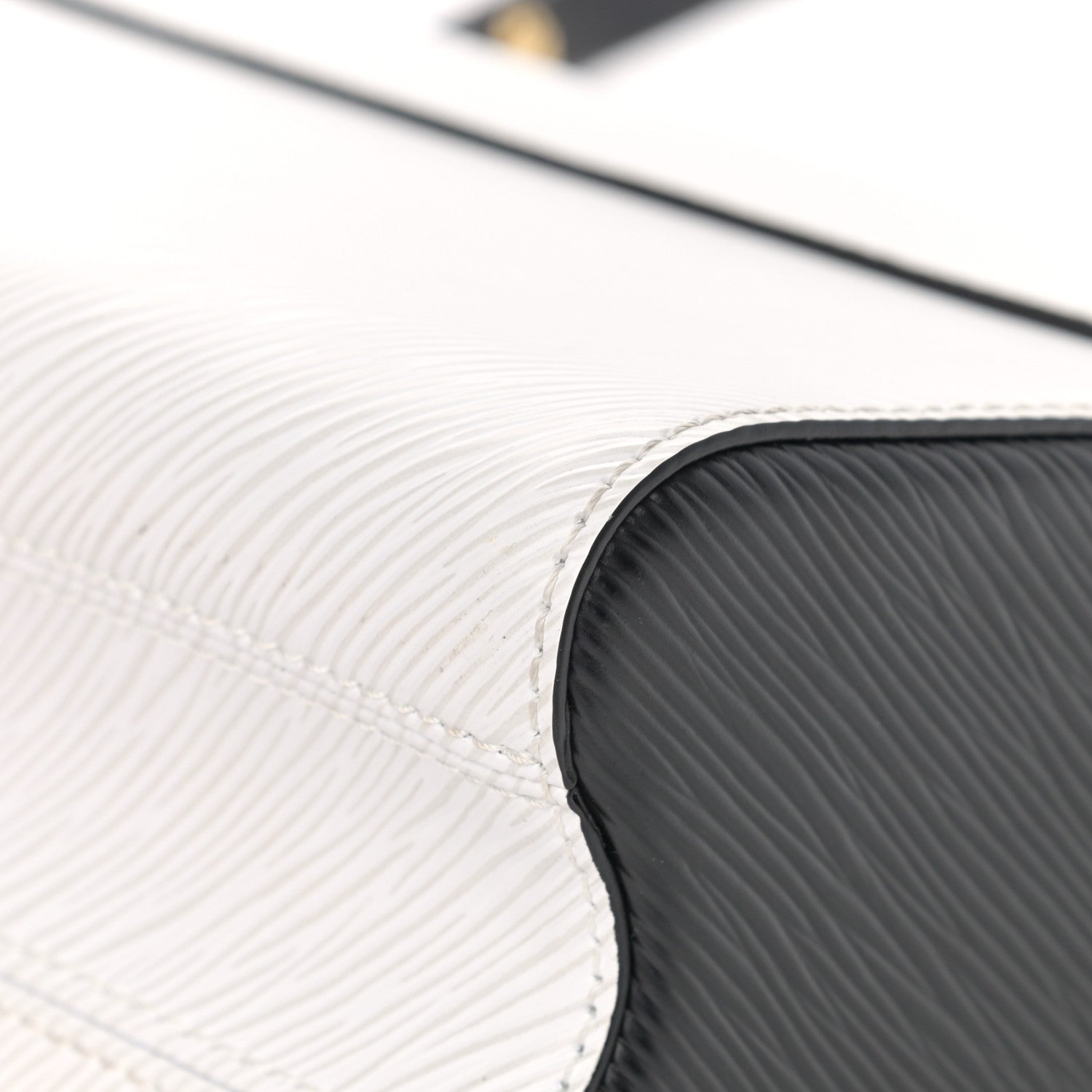 Louis Vuitton Epi Tortoiseshell Twist Shoulder Bag MM Black White 19 of 27