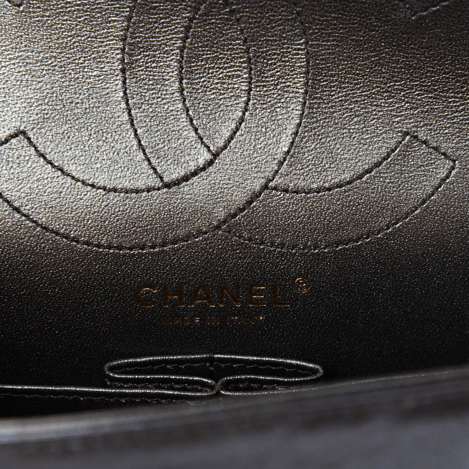 Chanel Iridescent Calfskin Quilted 2.55 Reissue 226 Flap Ruthenium 10 of 13
