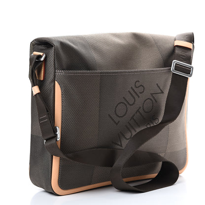 Louis Vuitton Damier Geant Messenger Bag Terre 2 of 10