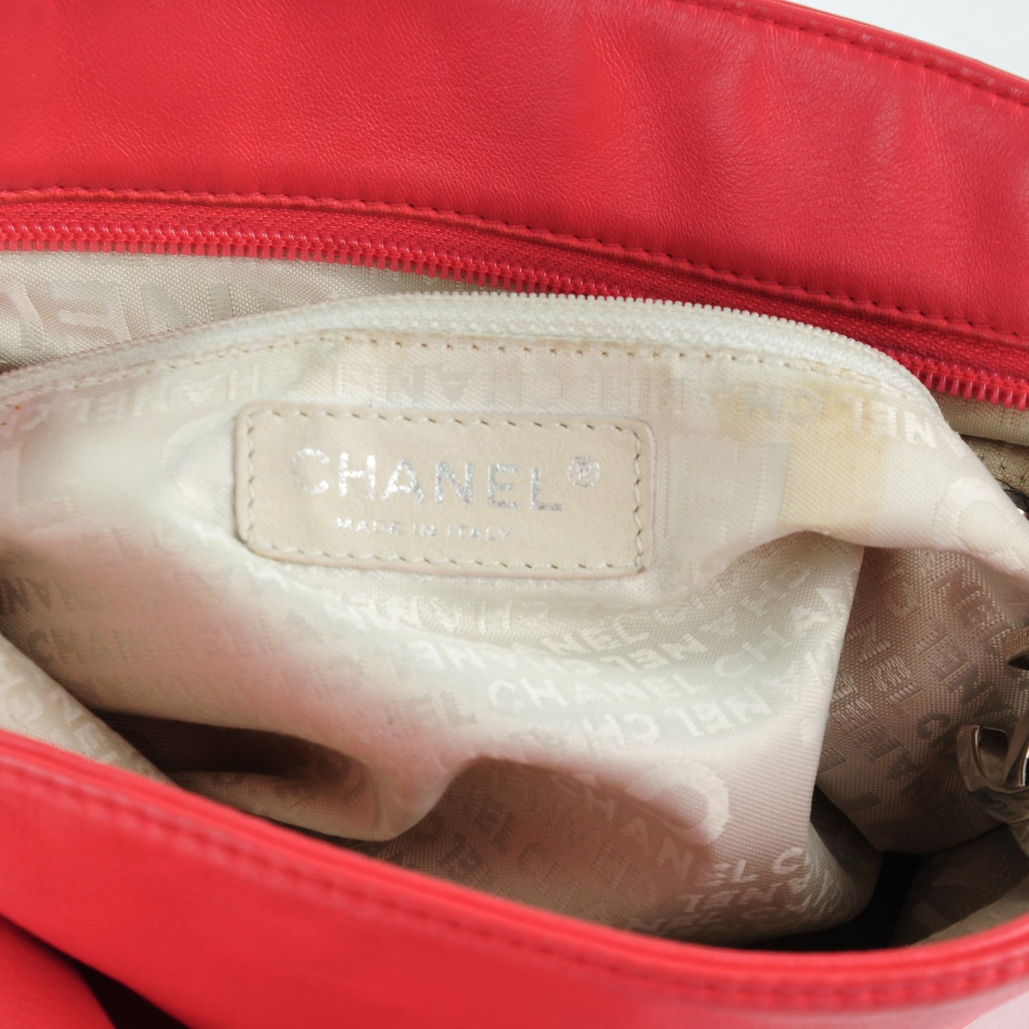 Lambskin Medium Ultimate Soft Tote Pink